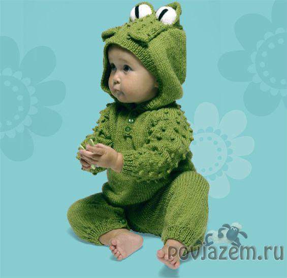 Комбинезон спицами малышу